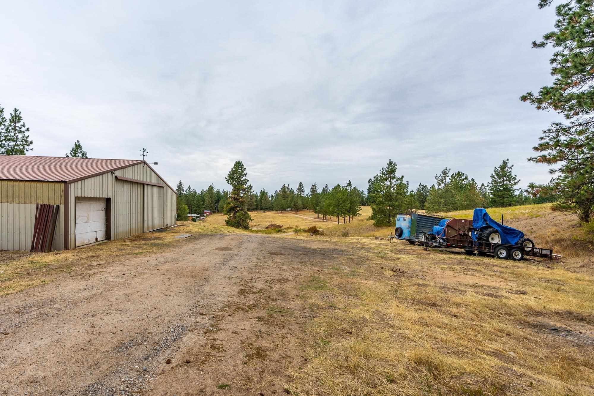 26320 North Jackson Road Chattaroy, WA 99003 - Photo 32 of 45