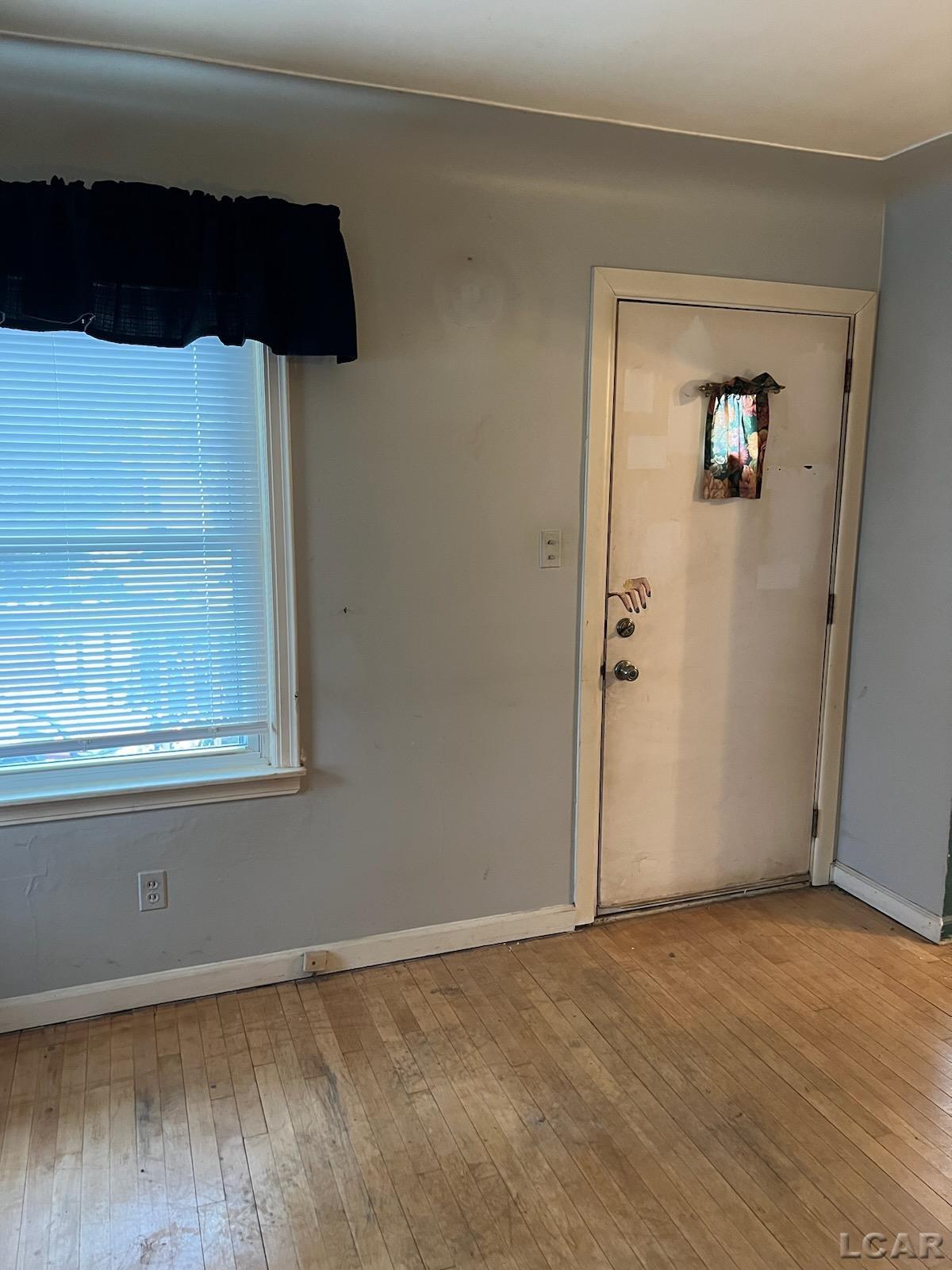 8568 Harding Center Line, MI 48015 - Photo 4 of 13 Gallery Image 4