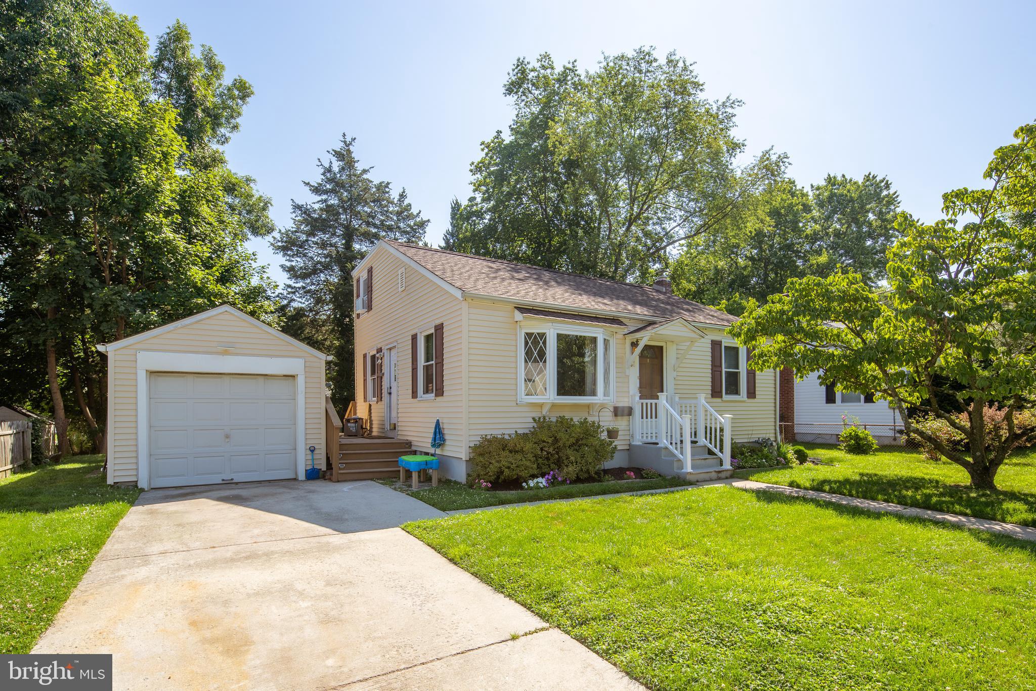 32 Churchill Road Cherry Hill, NJ 08034 - Photo 2 of 28 Gallery Image 2