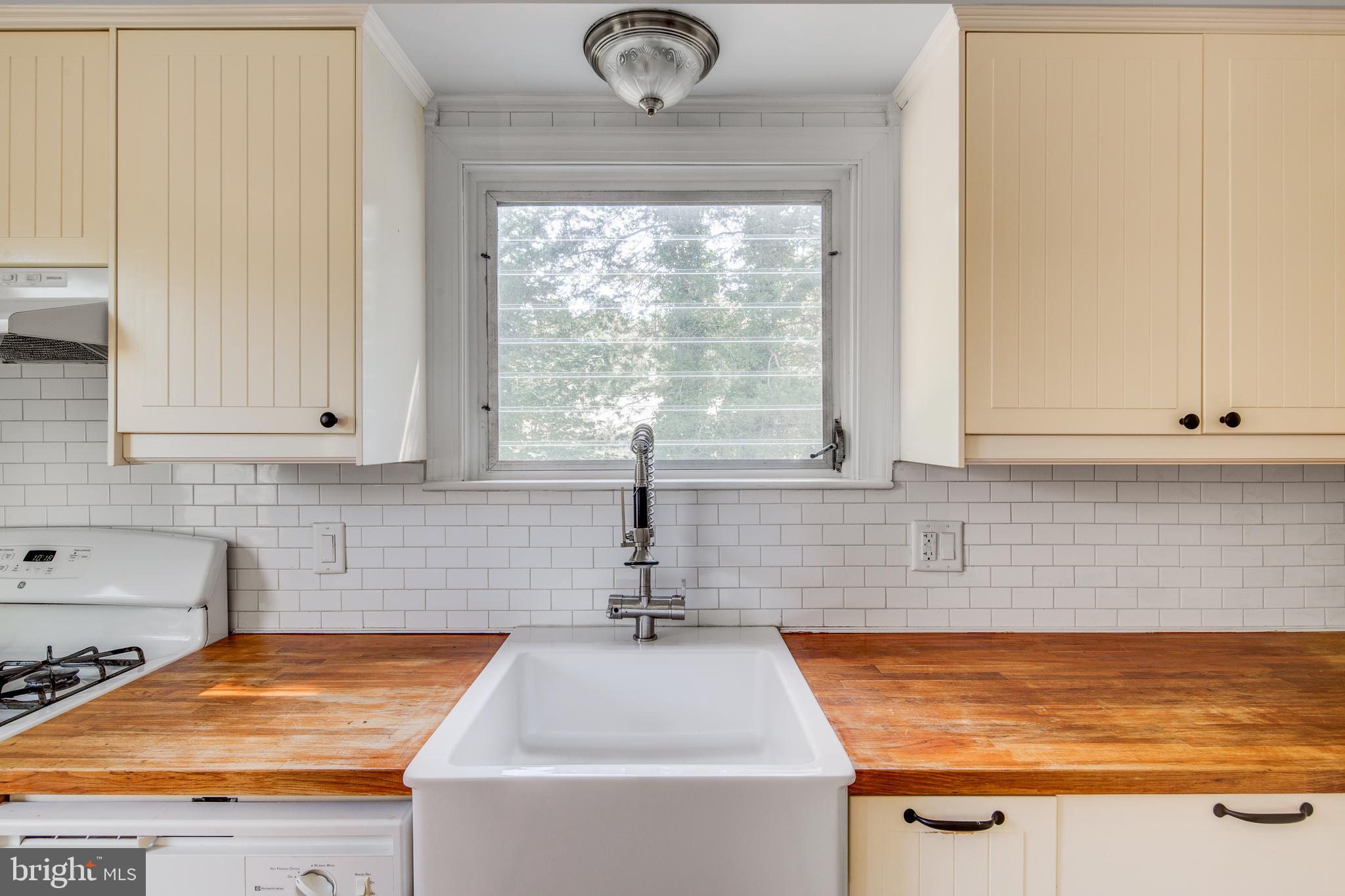 32 Churchill Road Cherry Hill, NJ 08034 - Photo 12 of 28 Gallery Image 12