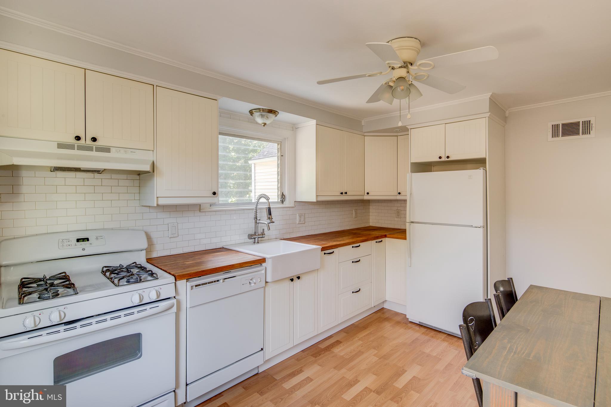 32 Churchill Road Cherry Hill, NJ 08034 - Photo 10 of 28 Gallery Image 10