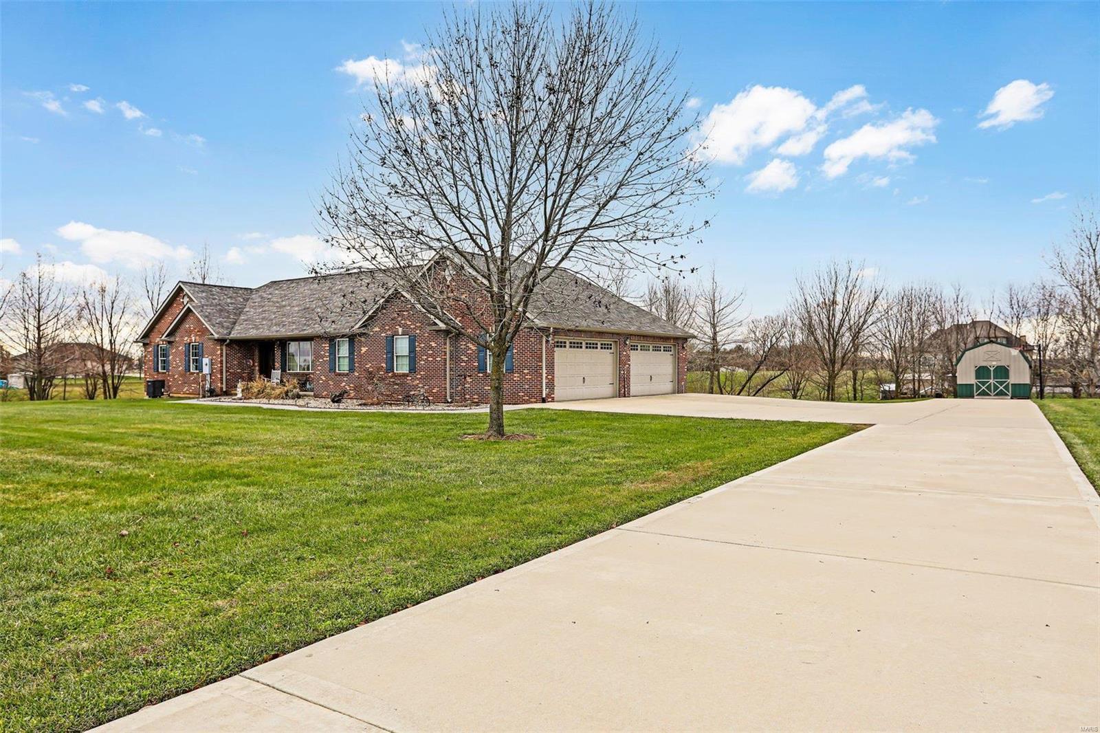 519 State Rte 4 St. Jacob, IL 62281 - Photo 4 of 39
