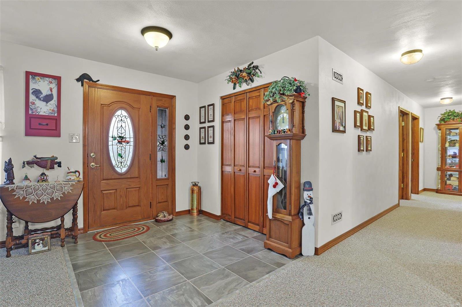 519 State Rte 4 St. Jacob, IL 62281 - Photo 5 of 39