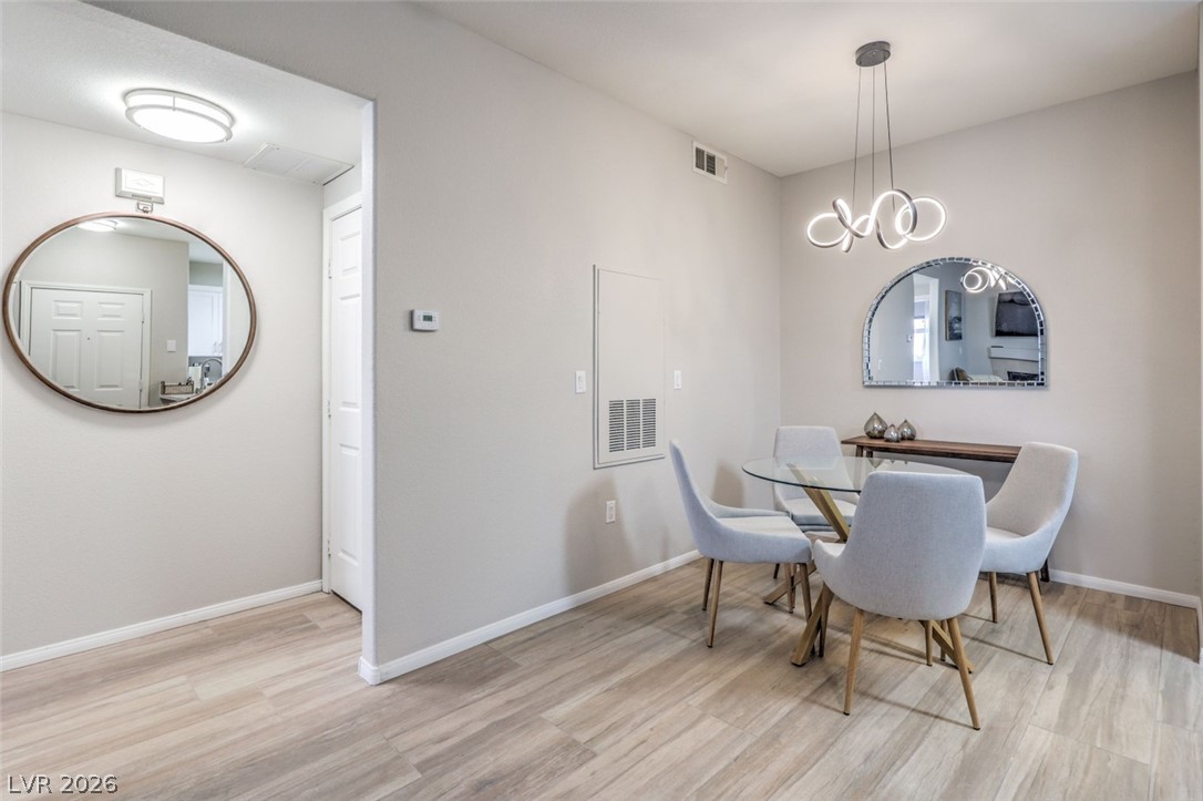855 North Stephanie Street, Unit 1015 Henderson, NV 89014 - Photo 11 of 27 Dining nook off kitchen