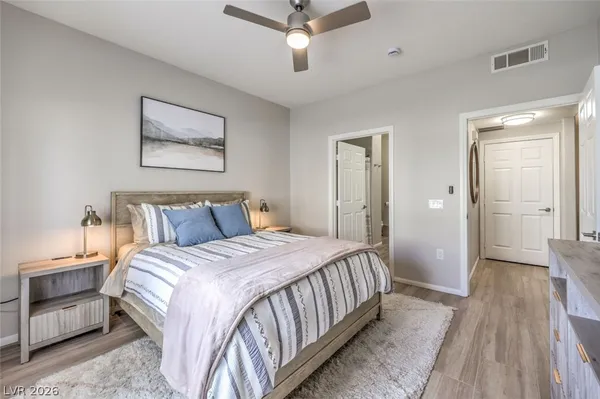 $1,800 | 855 North Stephanie Street, Unit 1015, Henderson, NV 89014