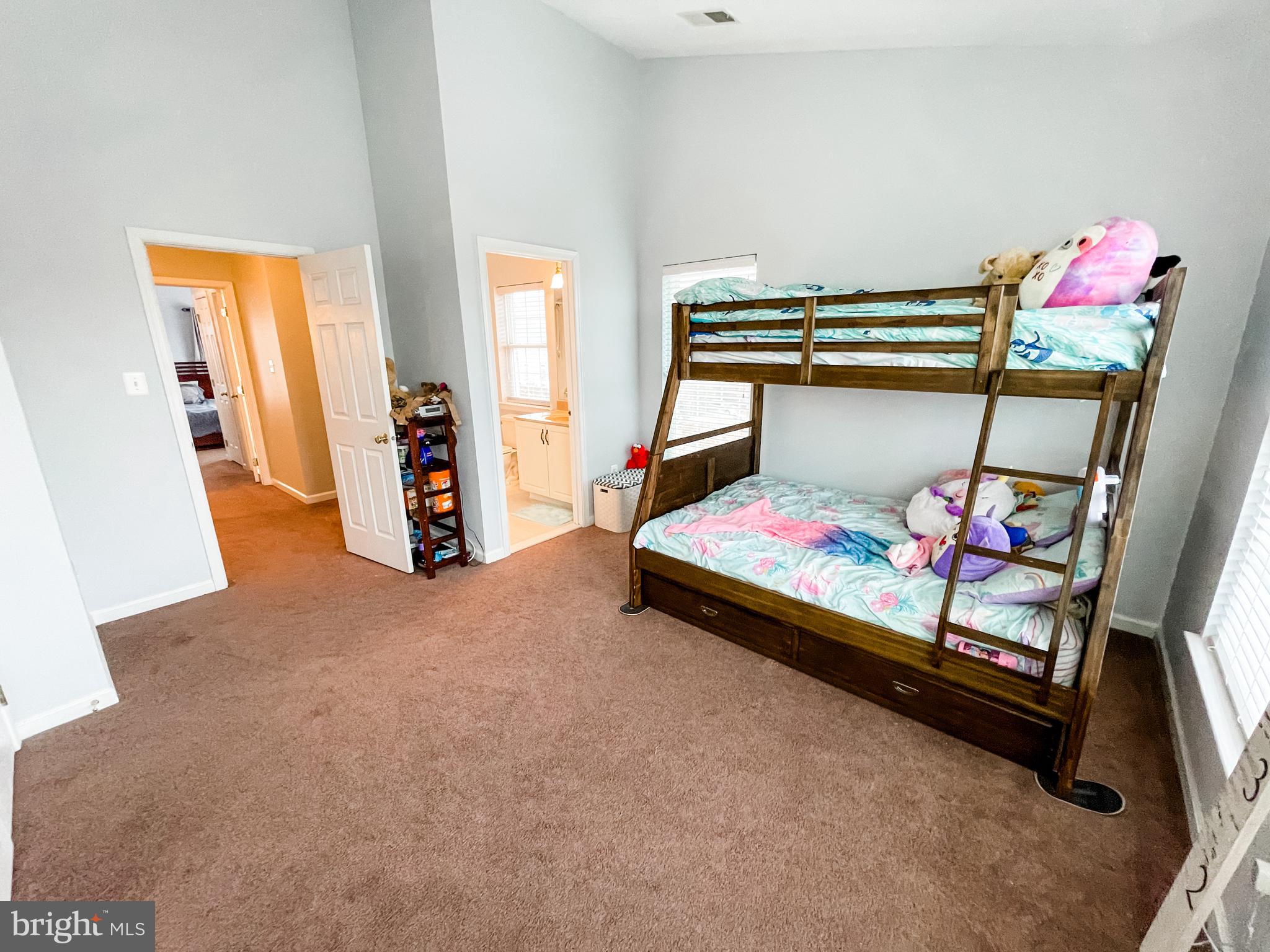 25121 Gunnery Square Chantilly, VA 20152 - Photo 23 of 29 Bedroom 2