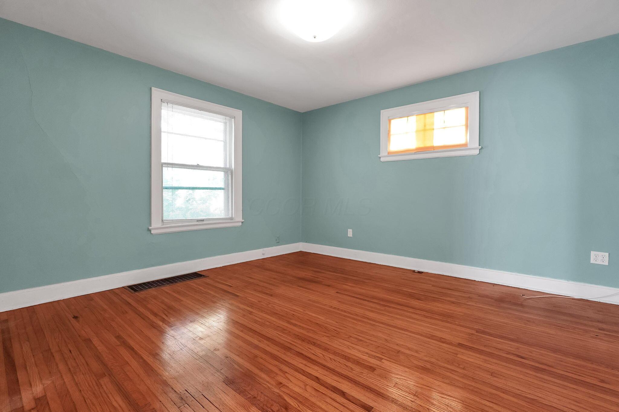 155 Chatham Road Columbus, OH 43214 - Photo 8 of 28 8-web-or-mls-155-chatham-rd