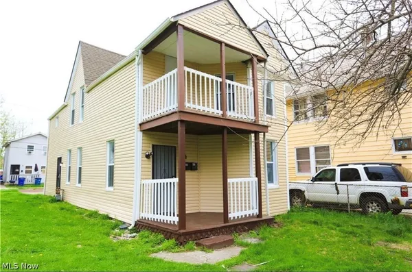 $1,200 | 3514 West 58th Street, Unit UP, Cleveland, OH 44102