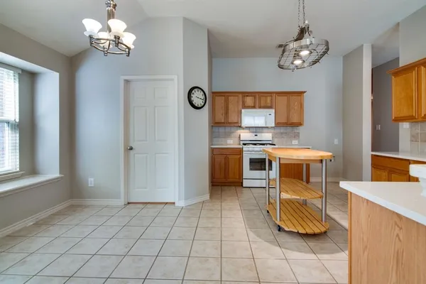 $400,000 | 10416 Lake Terrace, Fort Worth, TX 76053