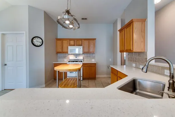 $400,000 | 10416 Lake Terrace, Fort Worth, TX 76053