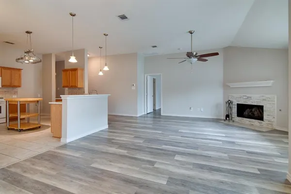 $400,000 | 10416 Lake Terrace, Fort Worth, TX 76053