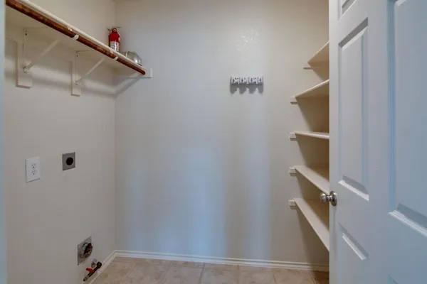 $400,000 | 10416 Lake Terrace, Fort Worth, TX 76053