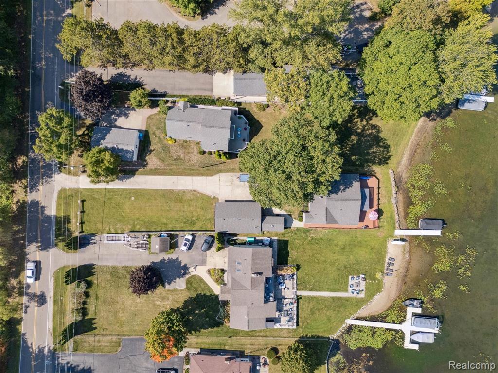2236 Grove Park Road Fenton, MI 48430 - Photo 47 of 50