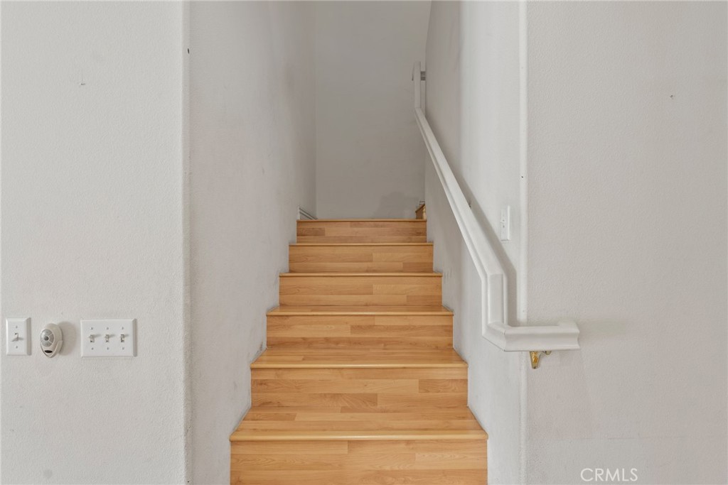 17887 Lilac Court Carson, CA 90746 - Photo 20 of 48 a view of entryway