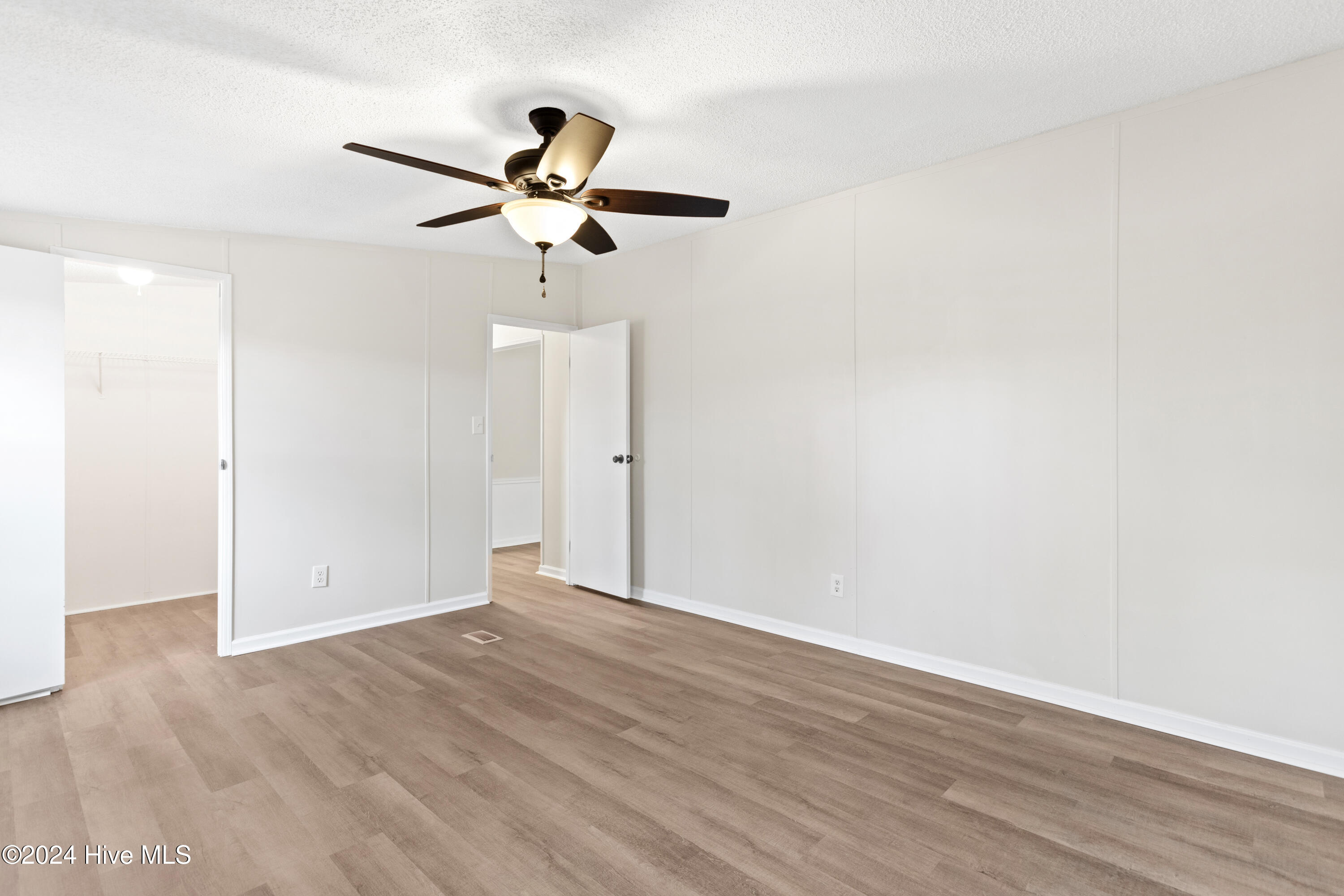 1185 Henderson Road Jacksonville, NC 28540 - Photo 15 of 34 15