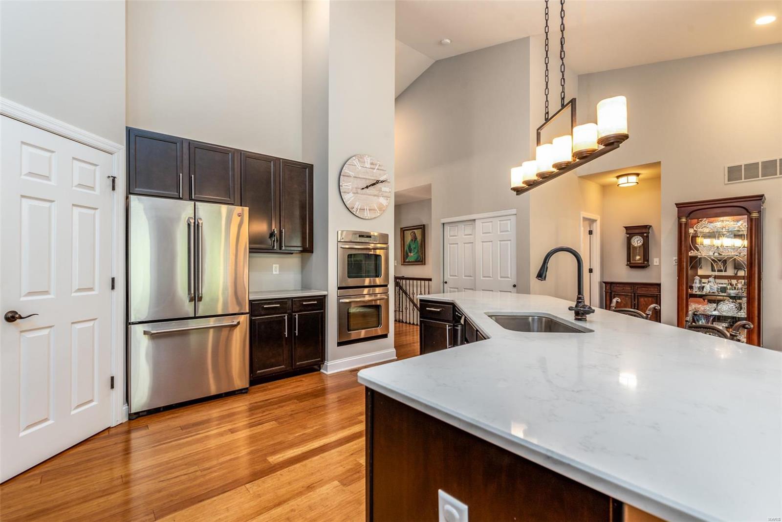 322 Kendall Ridge Court Chesterfield, MO 63017 - Photo 12 of 44