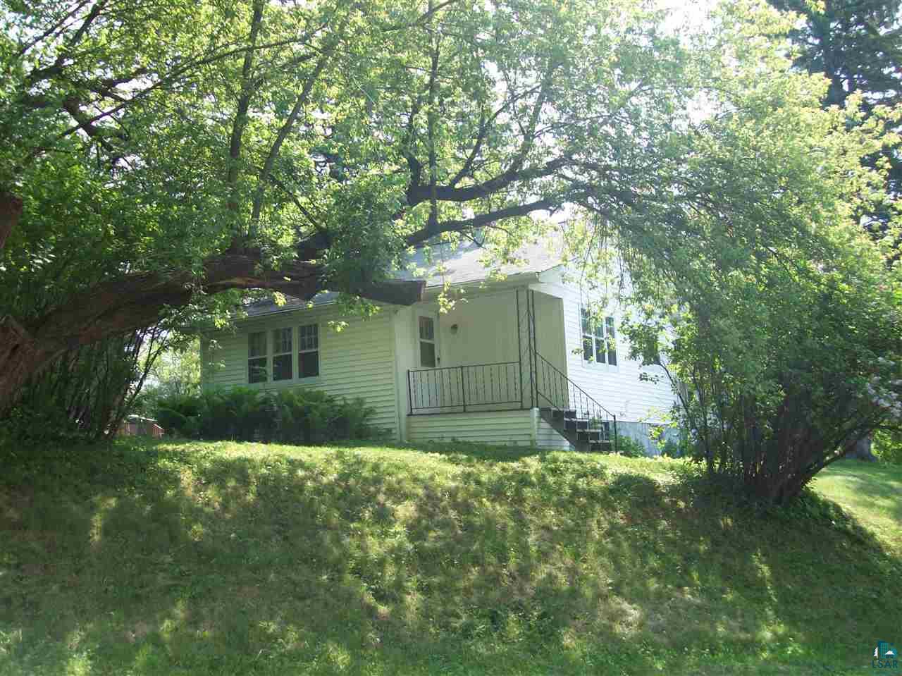 1804 Springvale Road Duluth, MN 55811 - Photo 1 of 12 Gallery Image 1