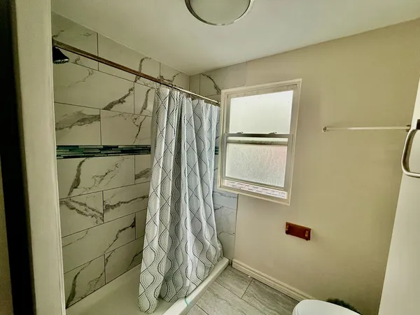 $440,000 | 5542 South Nottingham Avenue, Chicago, IL 60638