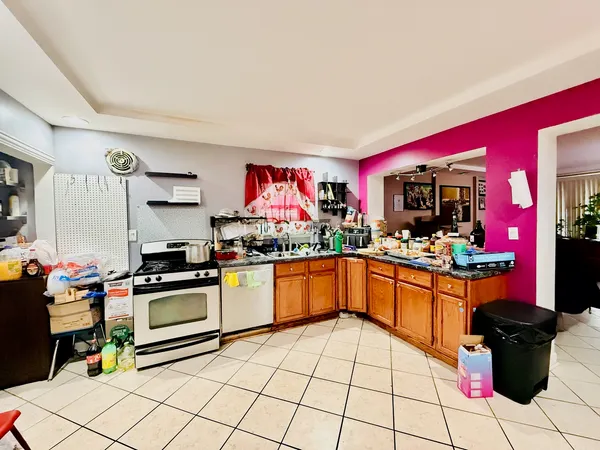 $440,000 | 5542 South Nottingham Avenue, Chicago, IL 60638