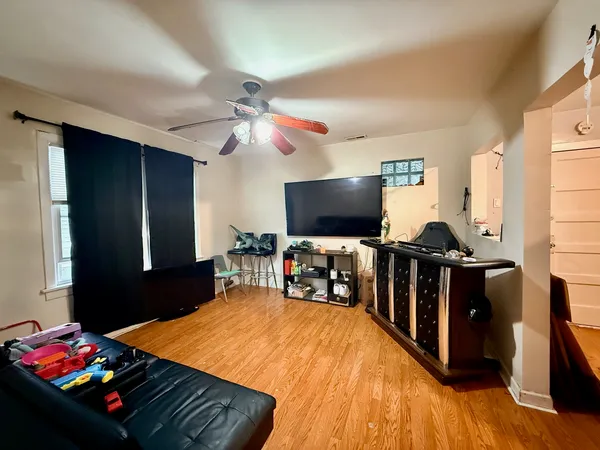 $440,000 | 5542 South Nottingham Avenue, Chicago, IL 60638