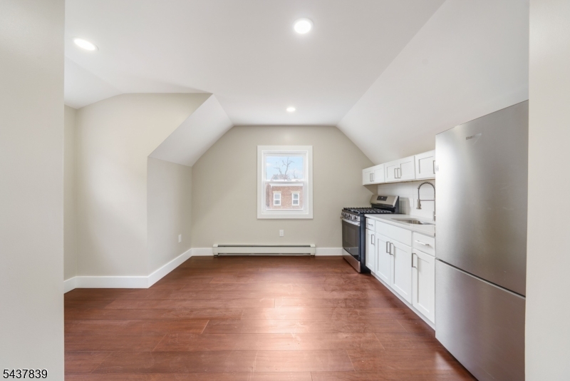 286 North 6th Street Newark, NJ 07107 - Photo 2 of 5