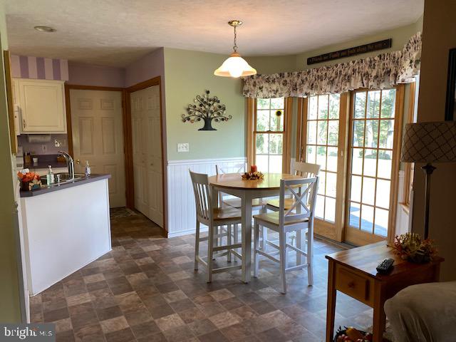 3285 Bullfrog Road Taneytown, MD 21787 - Photo 7 of 49