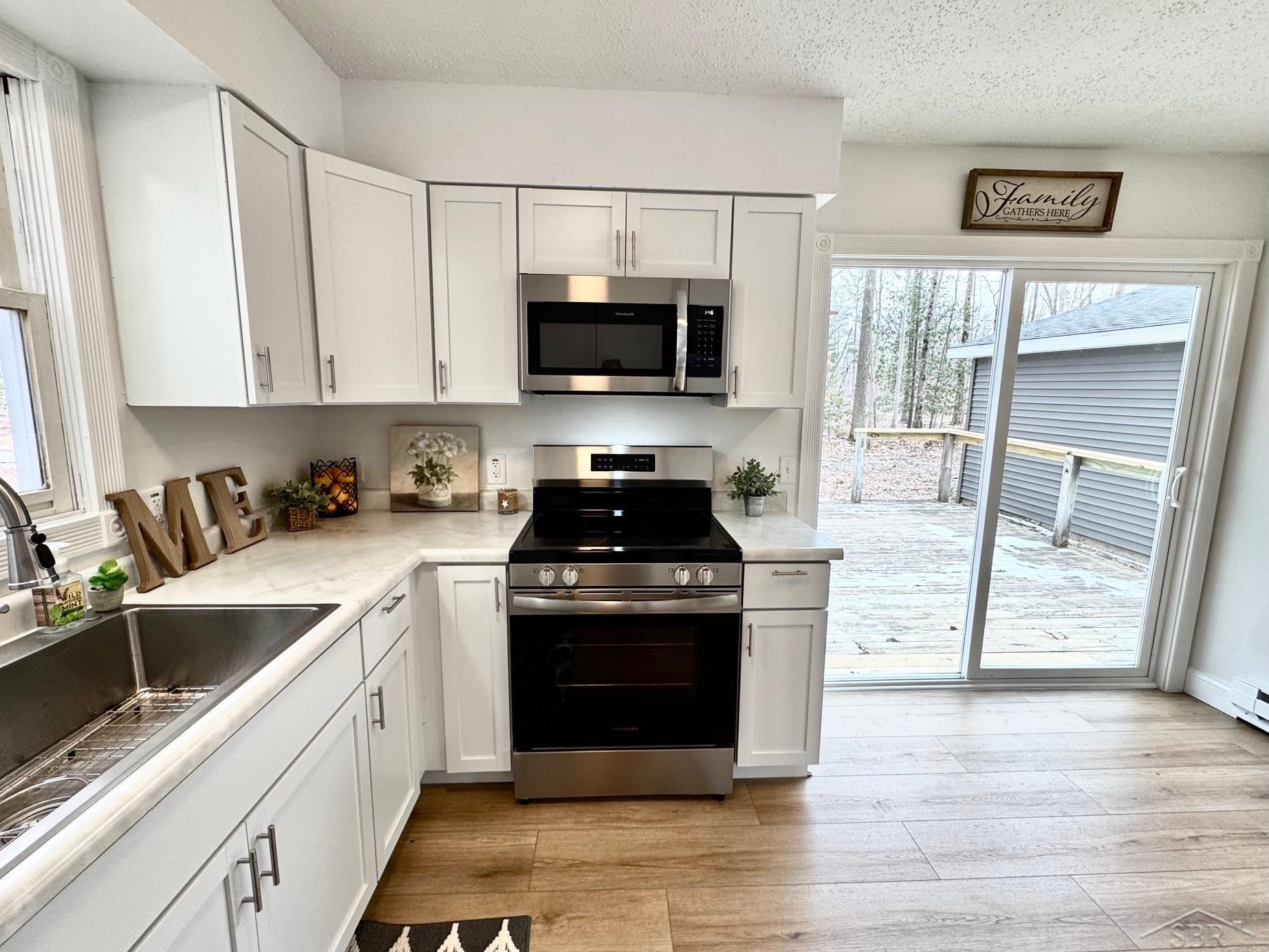 219 South 9 Mile Road Midland, MI 48640 - Photo 6 of 48