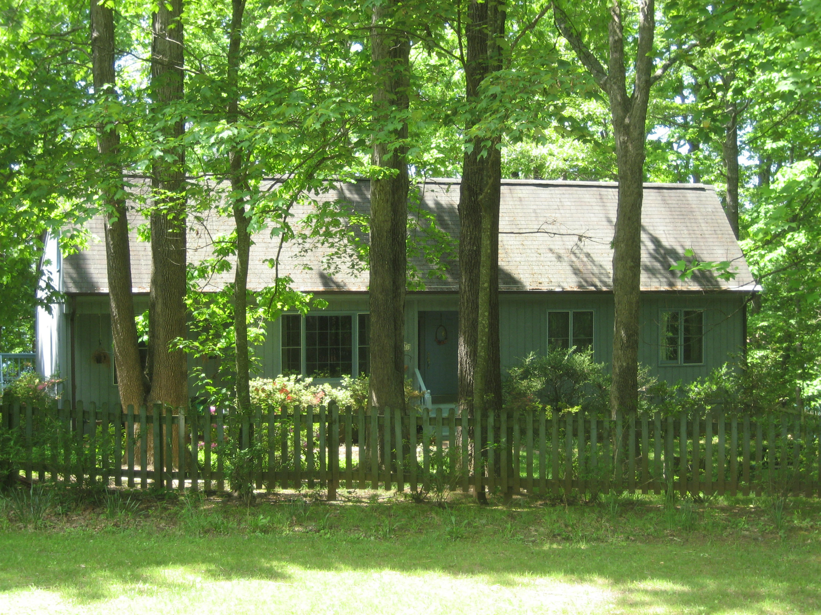 1302 West Pine Ridge Road Huddleston, VA 24104 - Photo 1 of 11 IMG_1992