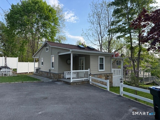 14 Bantam Road New Fairfield, CT 06812 - Photo 2 of 29