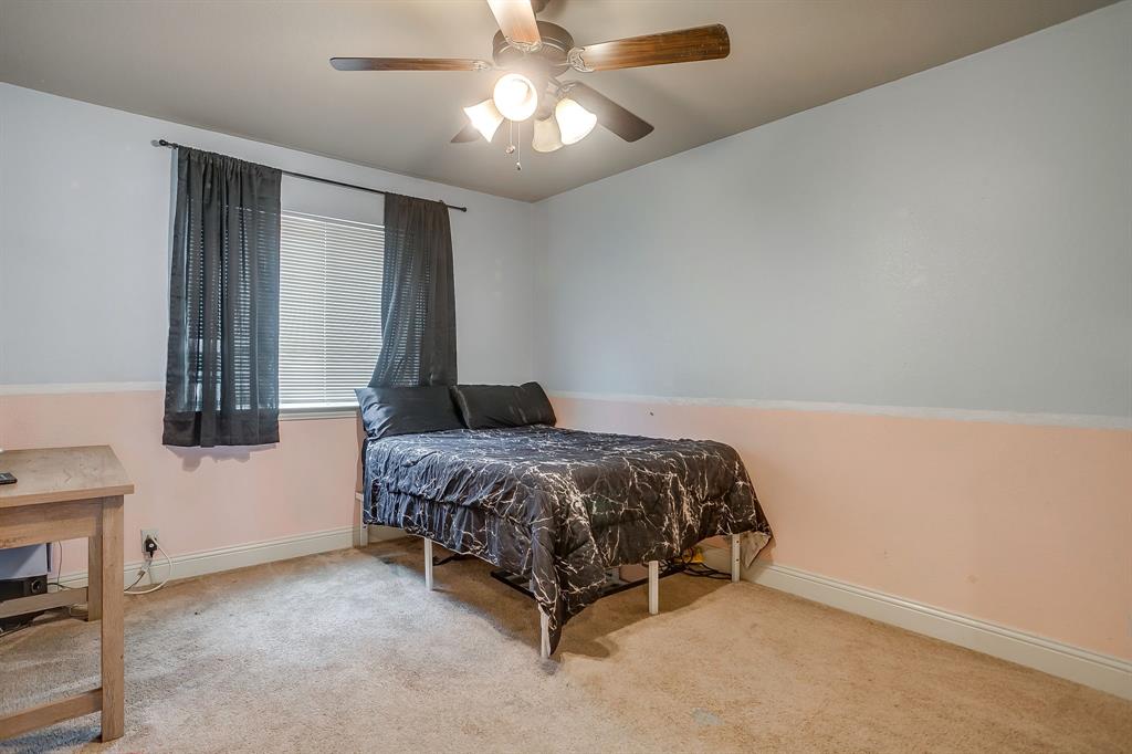 1033 Rustic Oak Way Burleson, TX 76028 - Photo 25 of 40