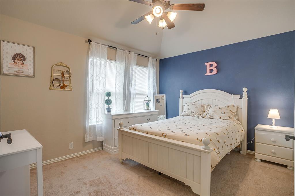 1033 Rustic Oak Way Burleson, TX 76028 - Photo 33 of 40