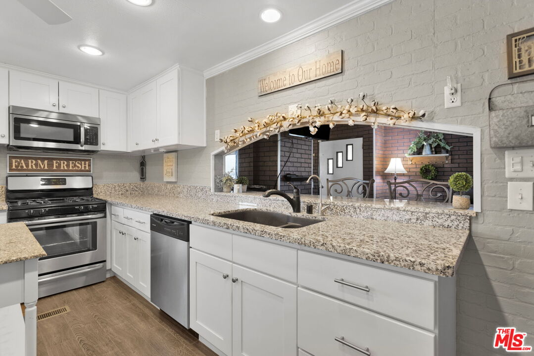10200 Johnson Road, Unit 40 Phelan, CA 92371 - Photo 20 of 45