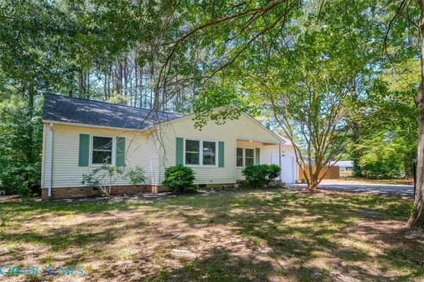 $319,900 | 6464 Meadow Drive, Gloucester, VA 23061