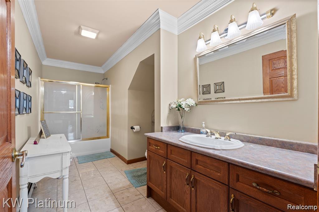 1907 Riverside Drive Port Huron, MI 48060 - Photo 13 of 49 GetMedia.ashx-32.jpeg