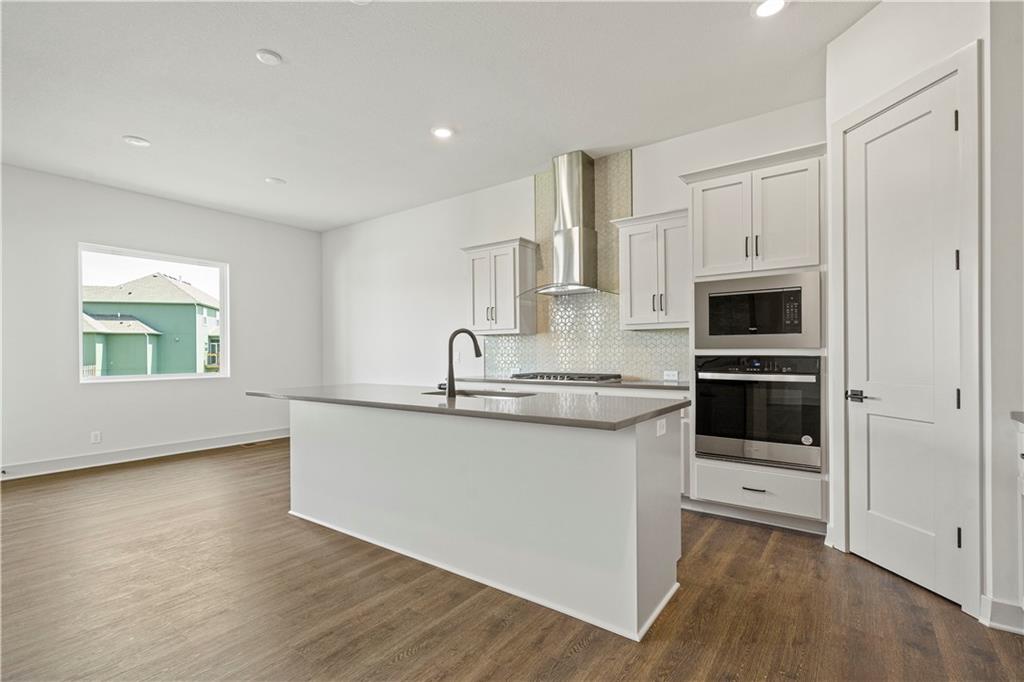 20629 Skyview Lane Spring Hill, KS 66083 - Photo 5 of 13