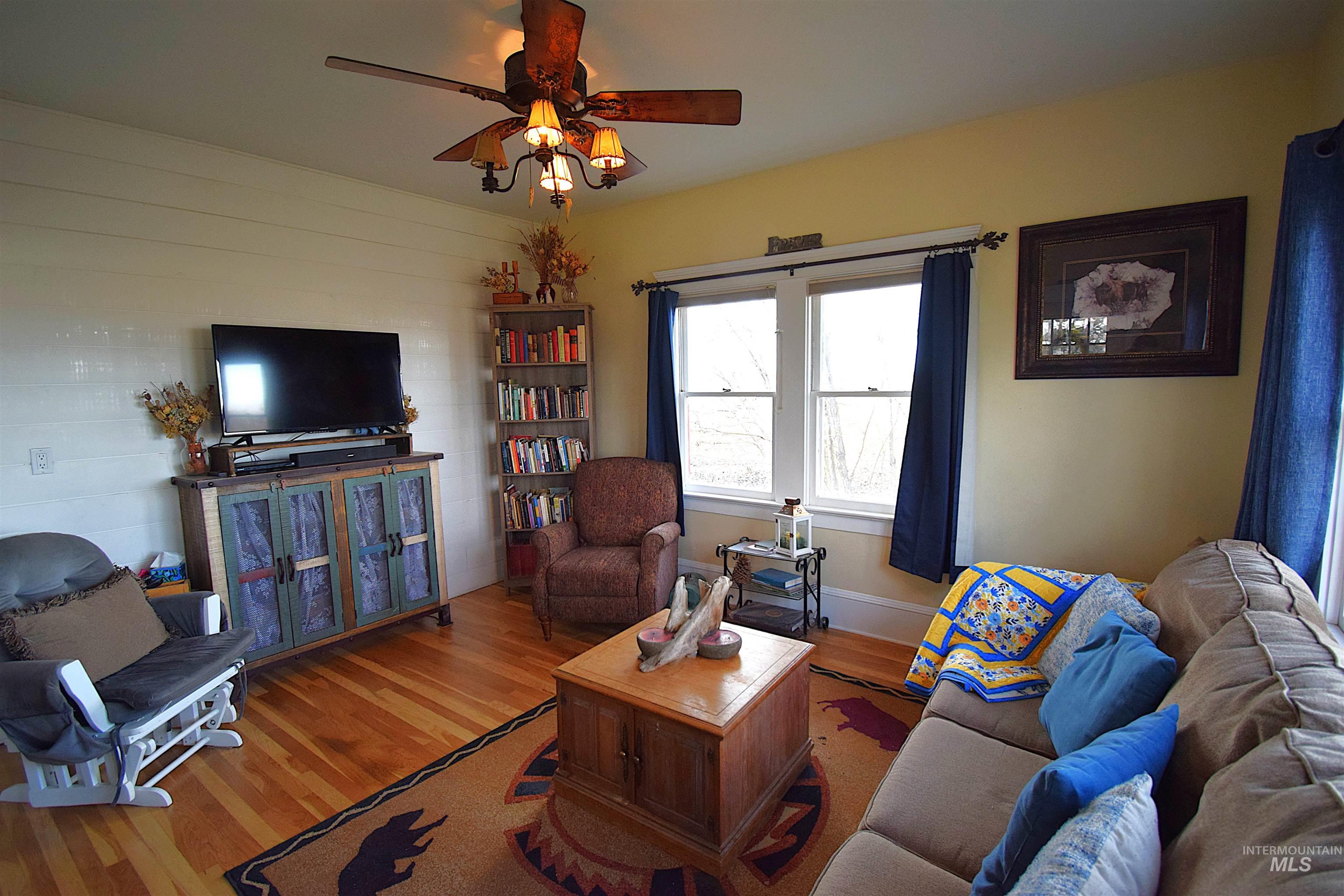 5367 Sand Hollow Road New Plymouth, ID 83655 - Photo 14 of 41