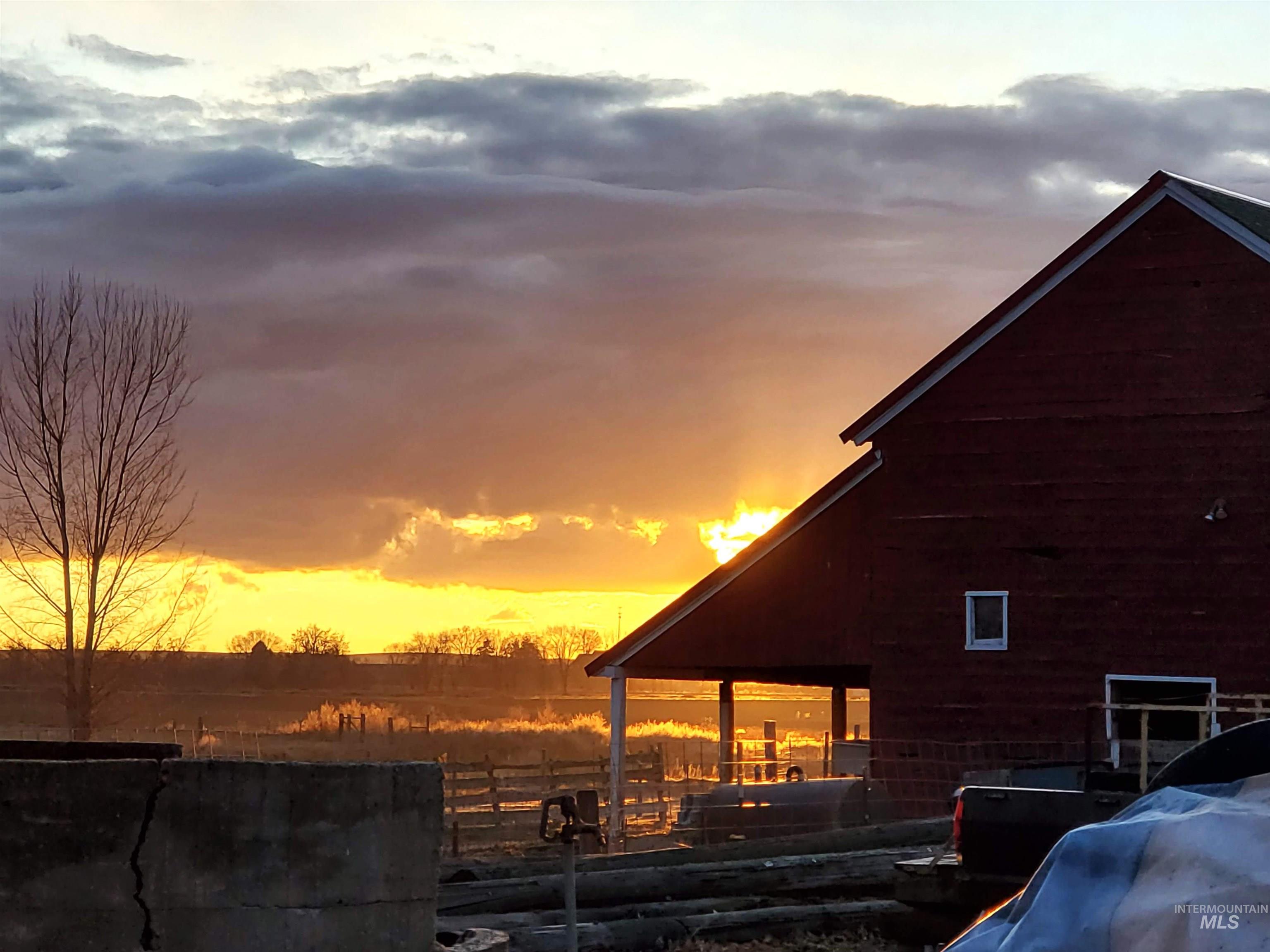 5367 Sand Hollow Road New Plymouth, ID 83655 - Photo 2 of 41