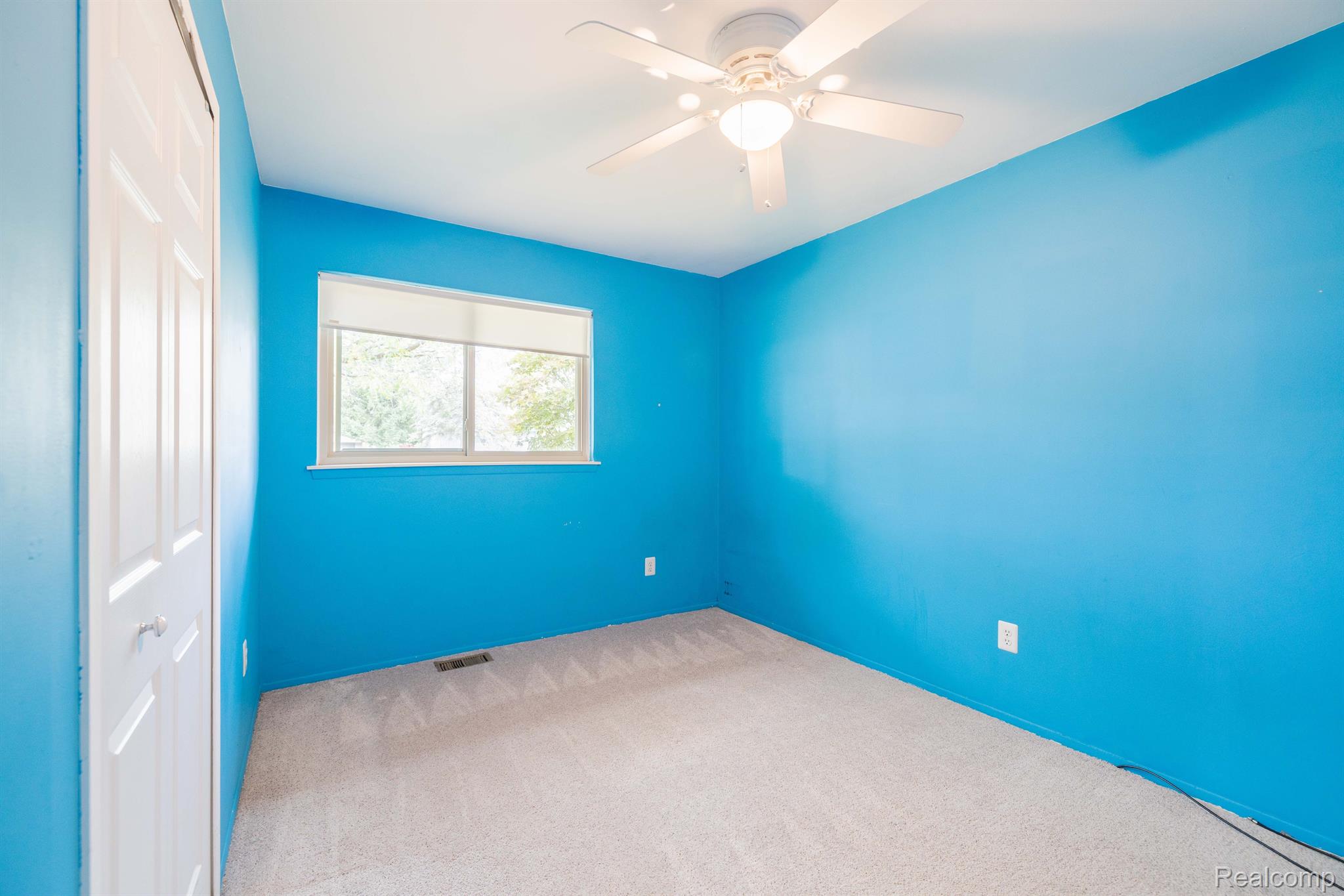 733 Buckingham Road Canton, MI 48188 - Photo 16 of 33 Gallery Image 16