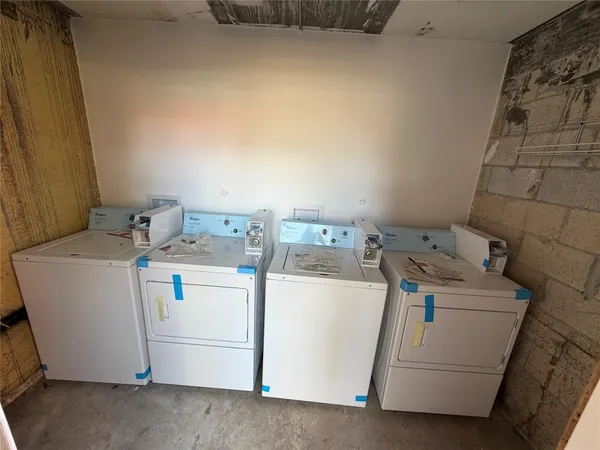 $1,850 | 2011 Northwest 59th Avenue, Unit 2015, Lauderhill, FL 33313