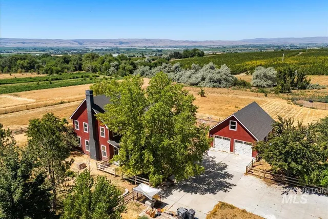 $1,100,000 | 20169 Hoskins Road, Caldwell, ID 83607