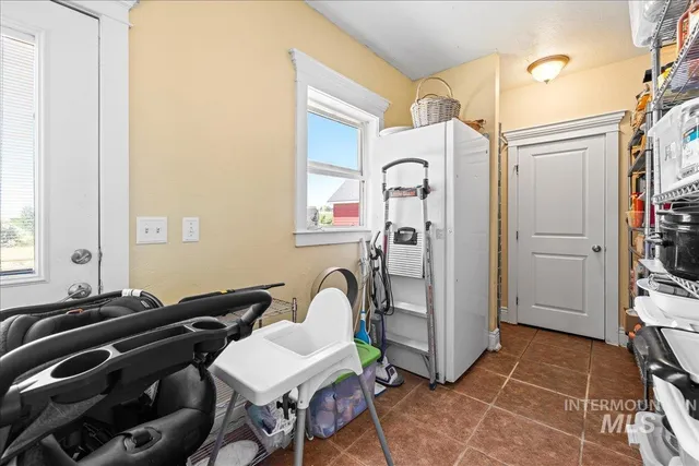 $1,100,000 | 20169 Hoskins Road, Caldwell, ID 83607