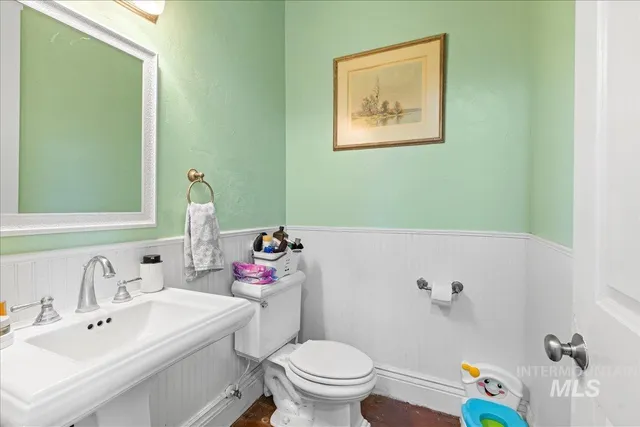 $1,100,000 | 20169 Hoskins Road, Caldwell, ID 83607