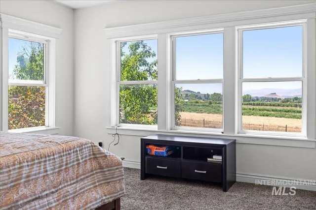 $1,100,000 | 20169 Hoskins Road, Caldwell, ID 83607