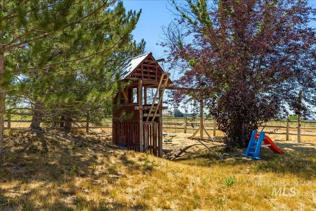 $1,100,000 | 20169 Hoskins Road, Caldwell, ID 83607