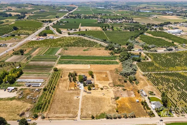 $1,100,000 | 20169 Hoskins Road, Caldwell, ID 83607