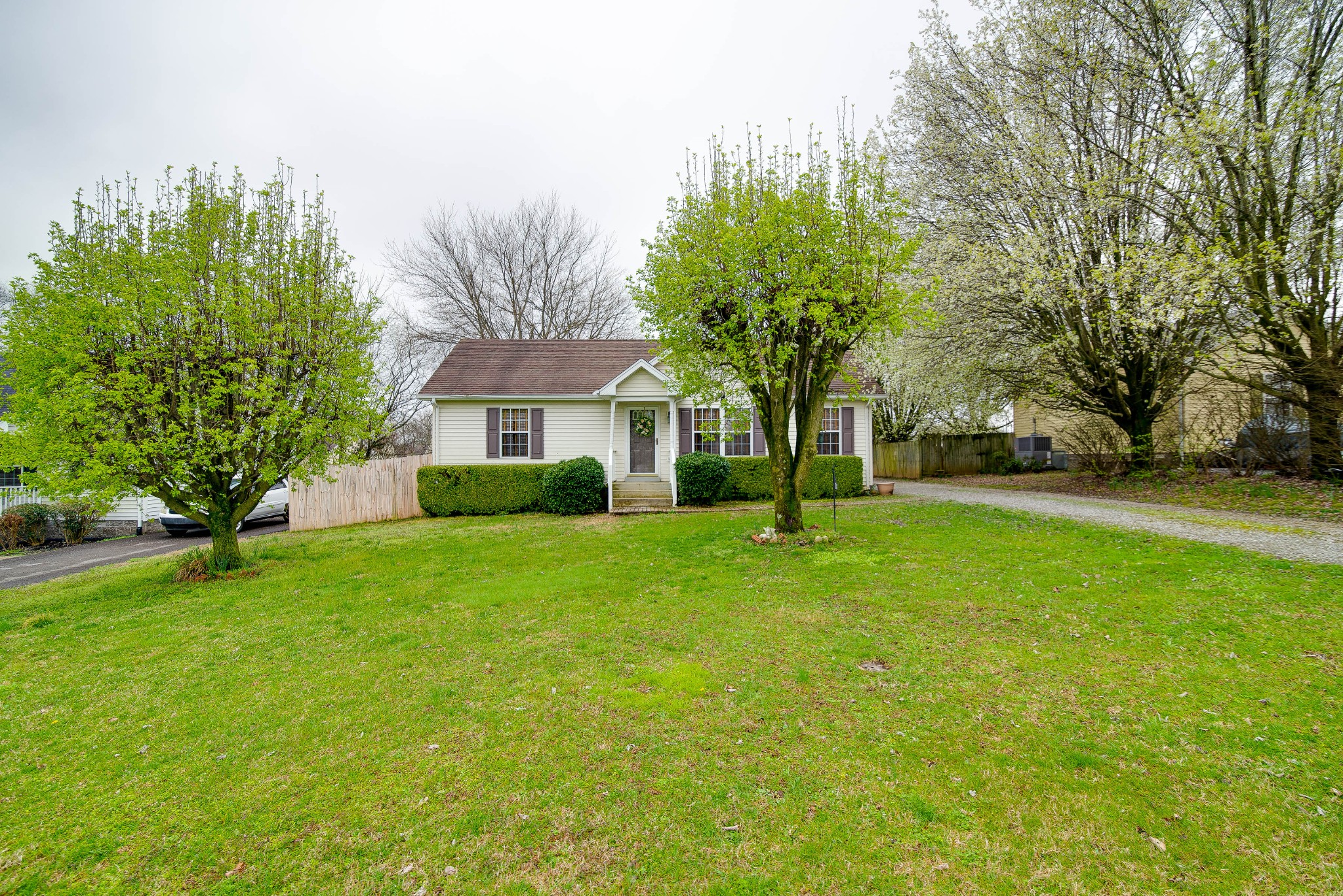 104 Brookside Point Springfield, TN 37172 - Photo 4 of 28 a front view of a house with garden