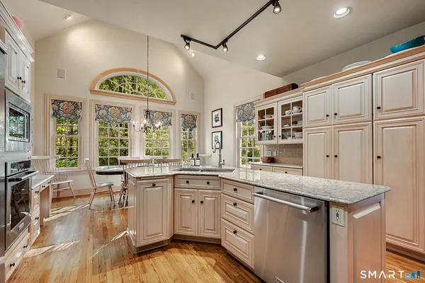 $975,000 | 249 Old Farms Road, Watertown, CT 06795