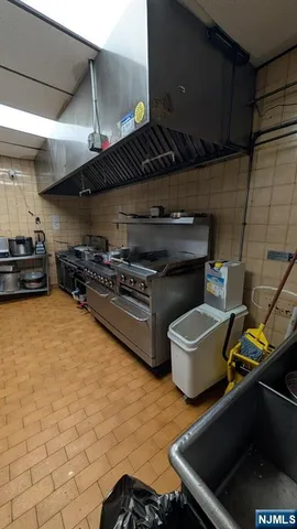 $999,000 | 7409 Broadway, North Bergen, NJ 07047