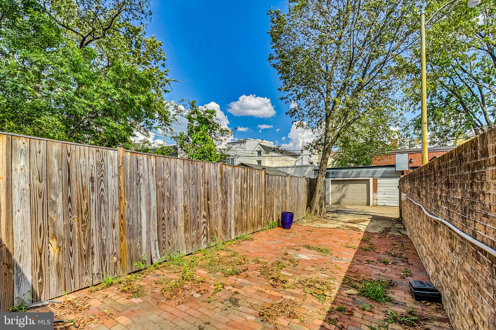 524 10th Street Southeast Washington, DC 20003 - Photo 32 of 35 Patio / Parking