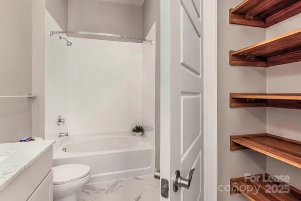 $2,685 | 7420 North Rea Pk Lane, Unit PEBBLE, Charlotte, NC 28277